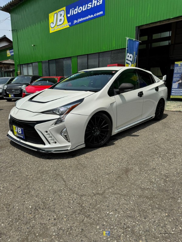 PRIUS - Thumbnail