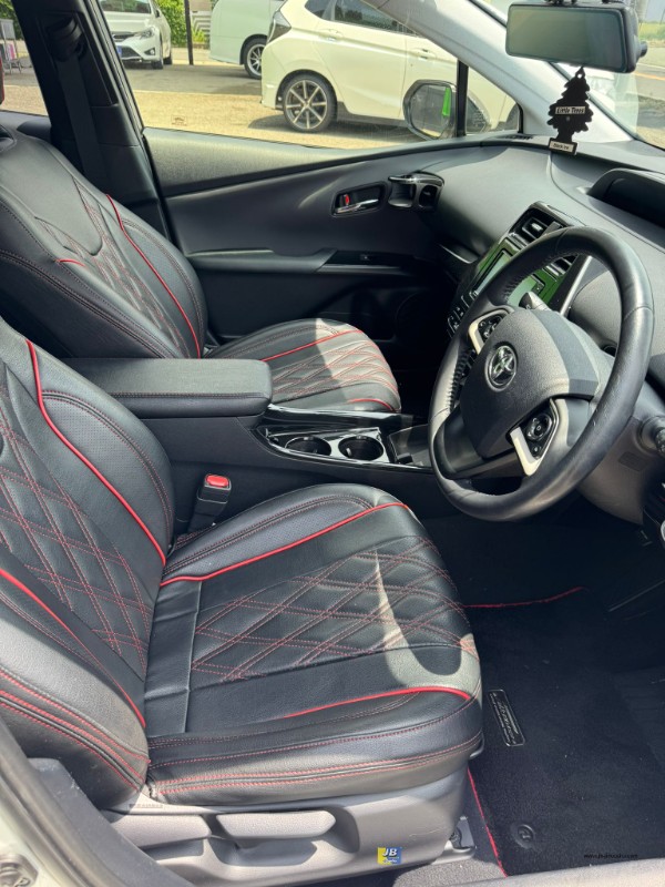 PRIUS - Thumbnail