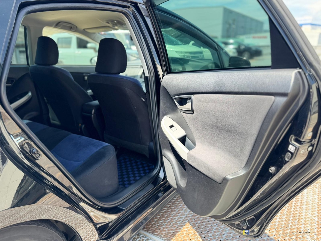PRIUS - Thumbnail