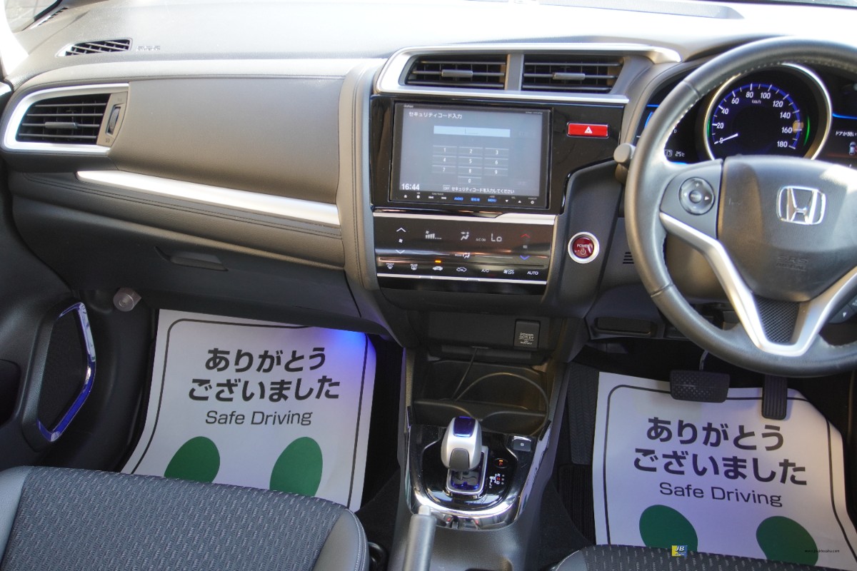 HONDA FIT