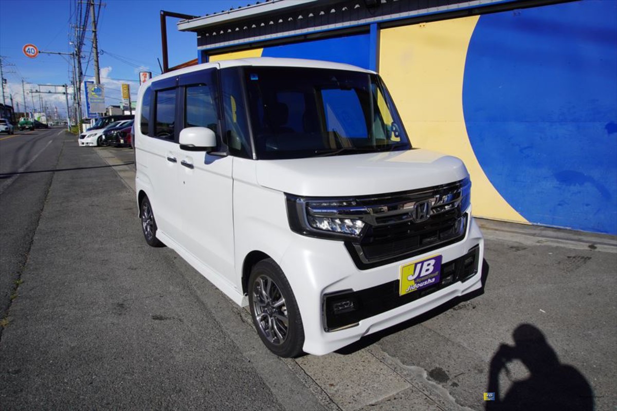 N-BOX