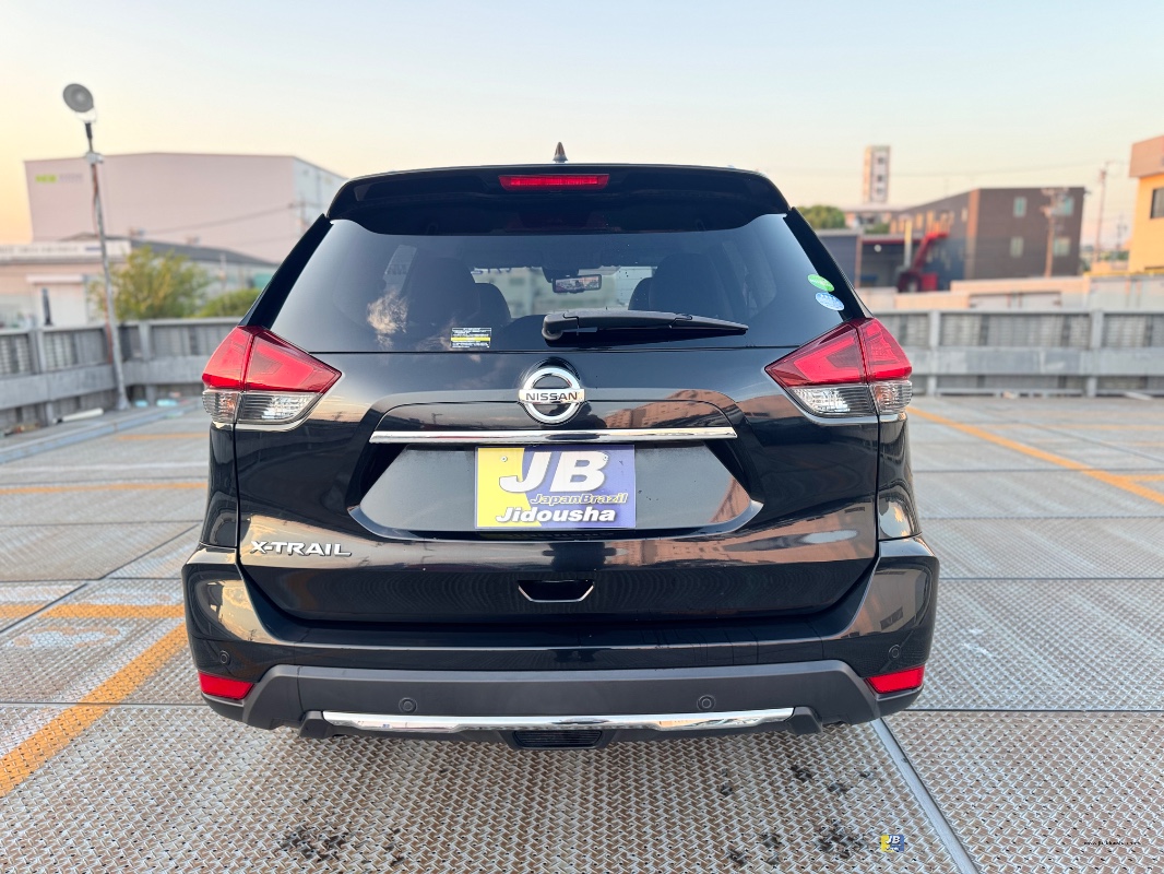 X-TRAIL