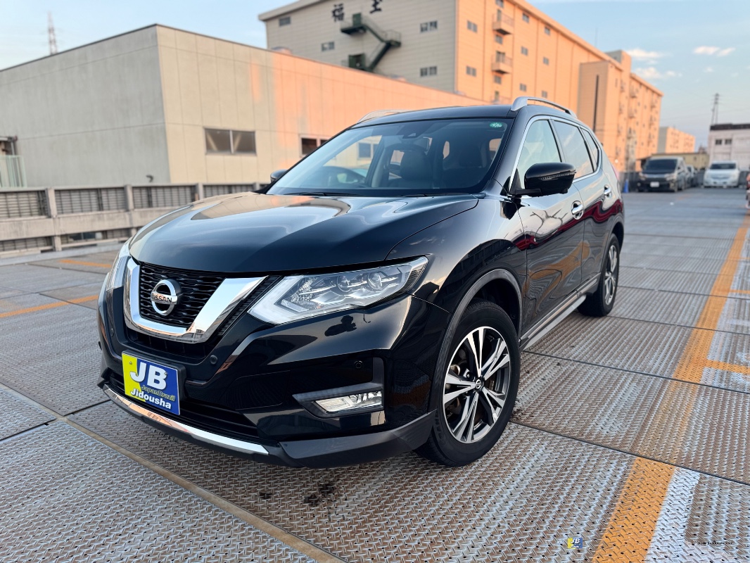 X-TRAIL