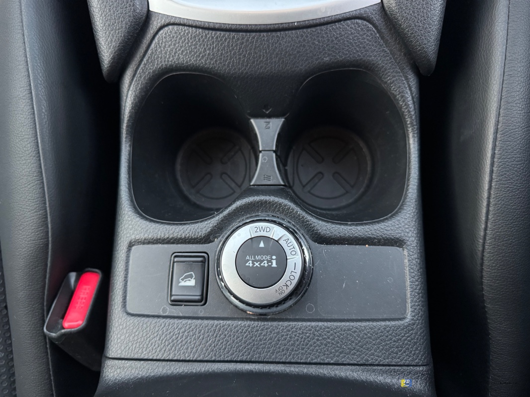 X-TRAIL