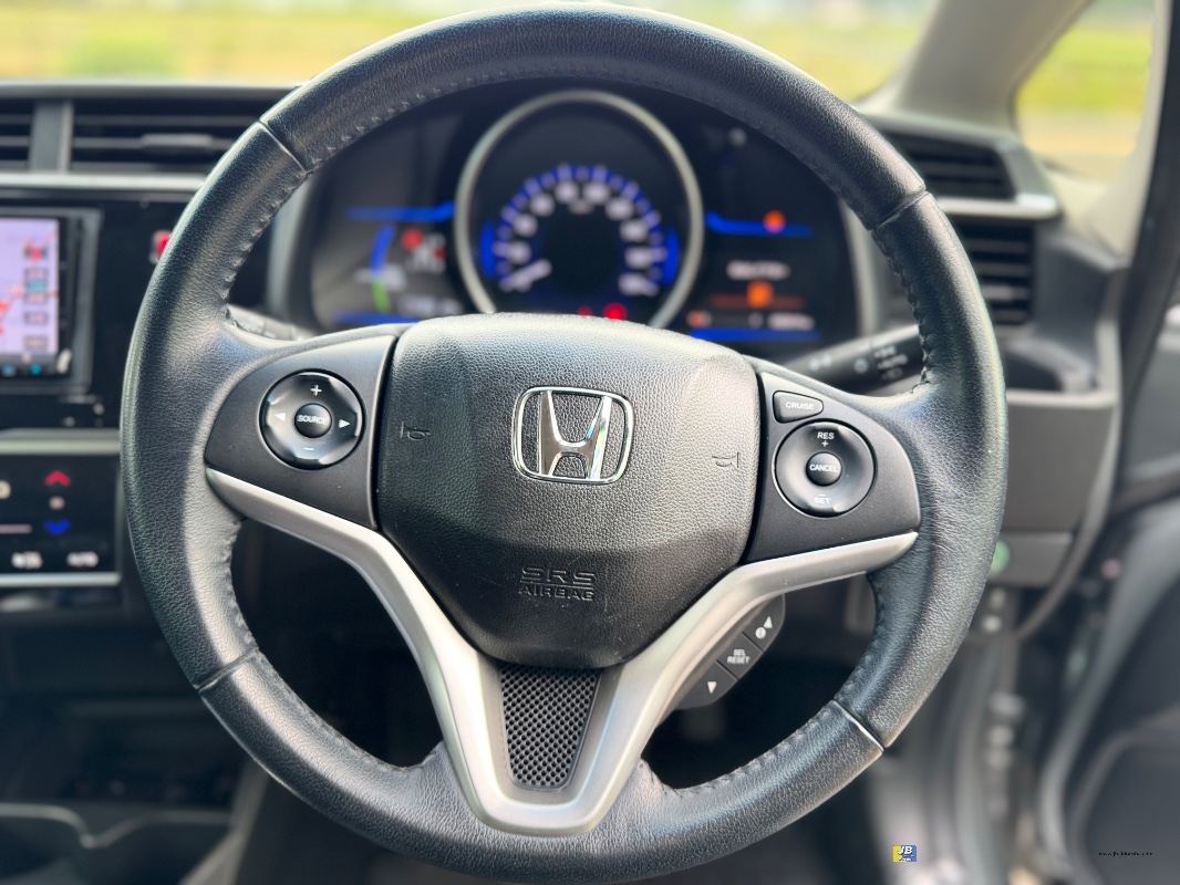 HONDA FIT - Thumbnail