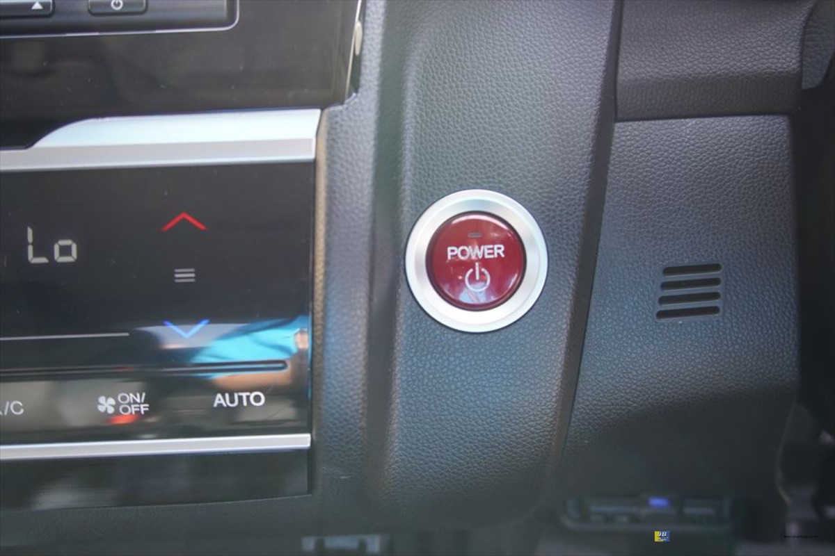 HONDA FIT - Thumbnail