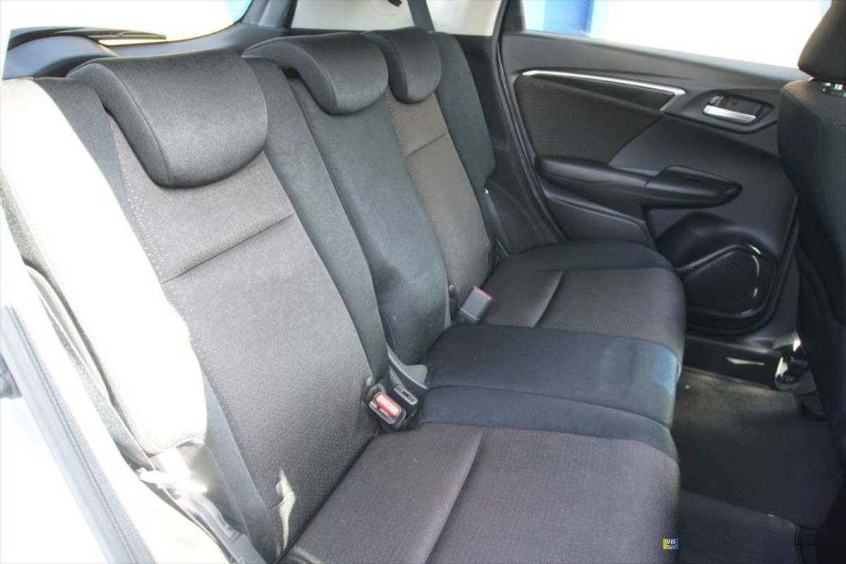HONDA FIT - Thumbnail