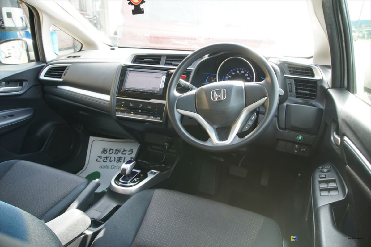 HONDA FIT - Thumbnail