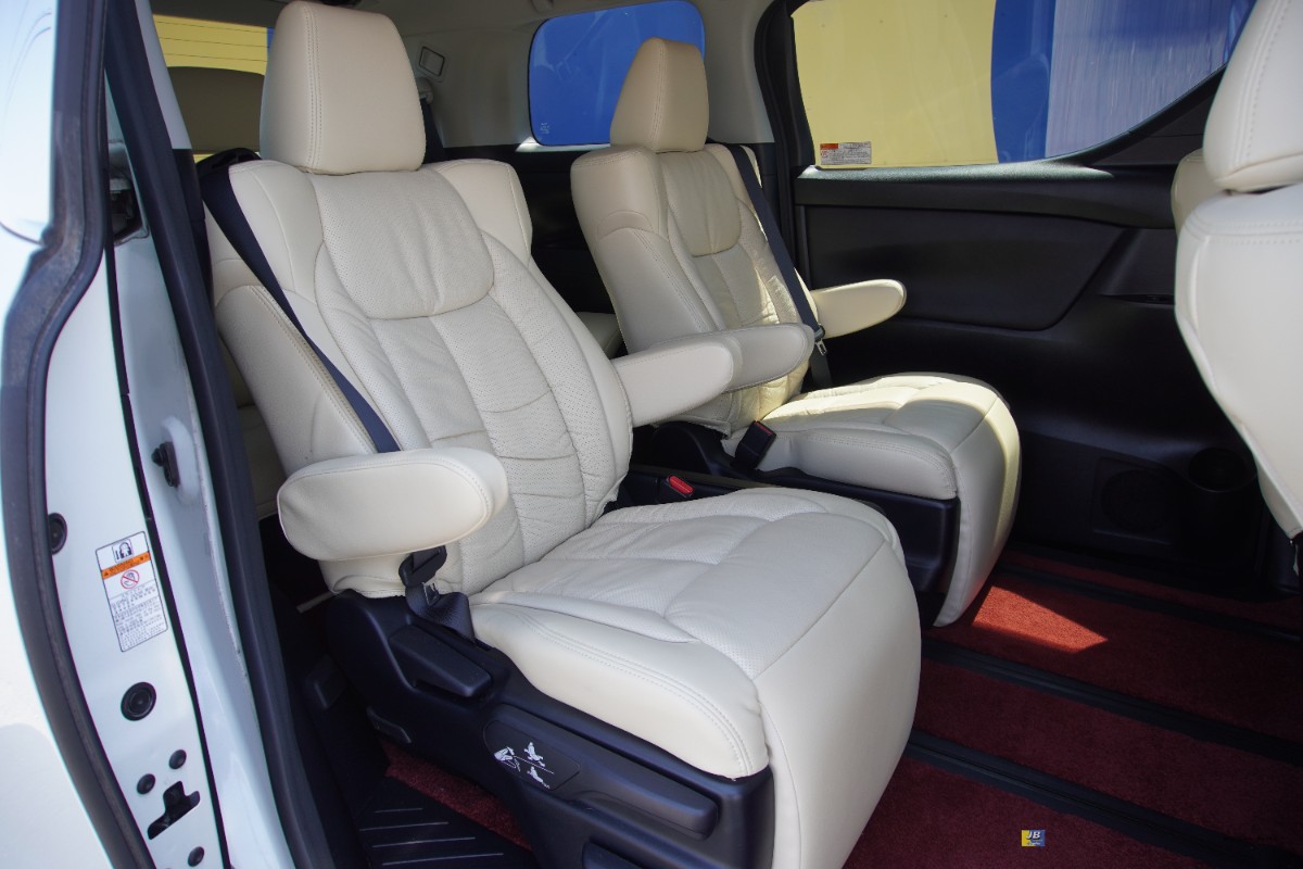 VELLFIRE - Thumbnail