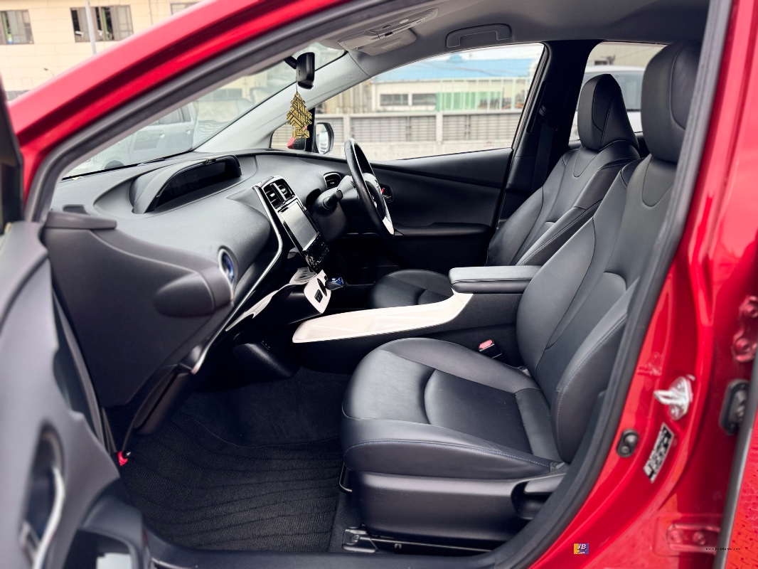 PRIUS - Thumbnail