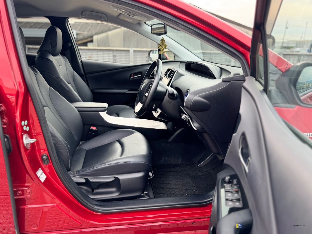 PRIUS - Thumbnail
