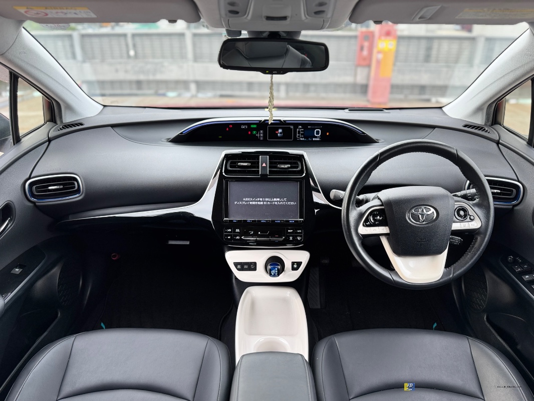 PRIUS - Thumbnail