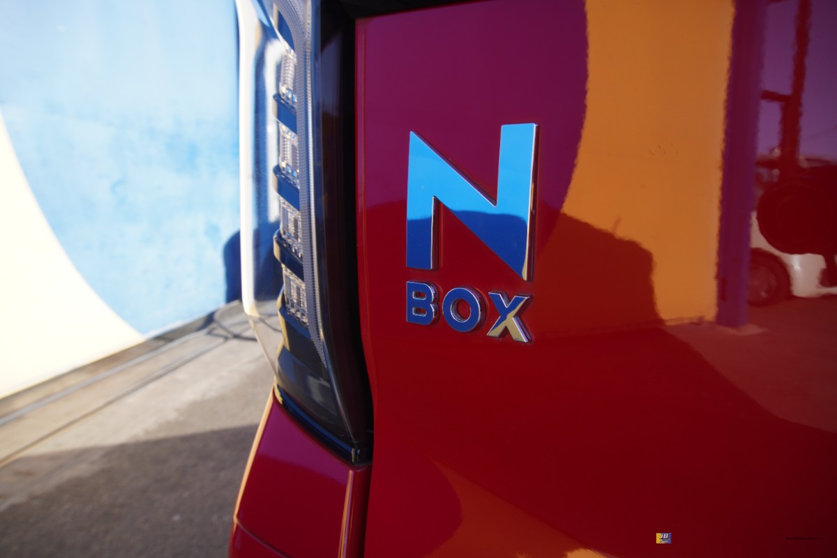 N-BOX - Thumbnail