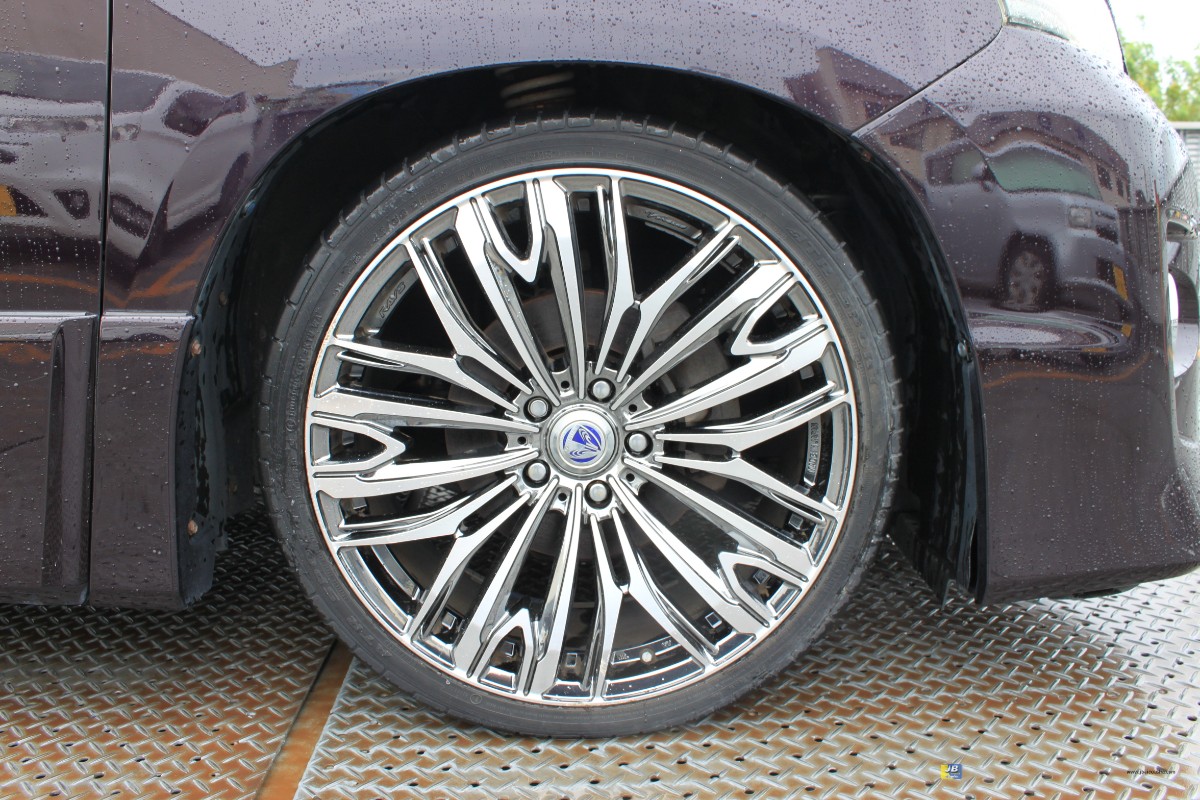 VELLFIRE - Thumbnail