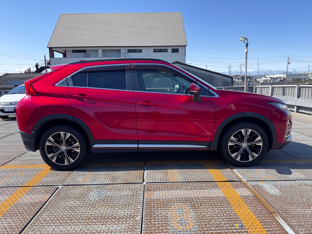 ECLIPSE CROSS