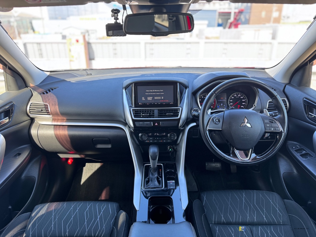 ECLIPSE CROSS