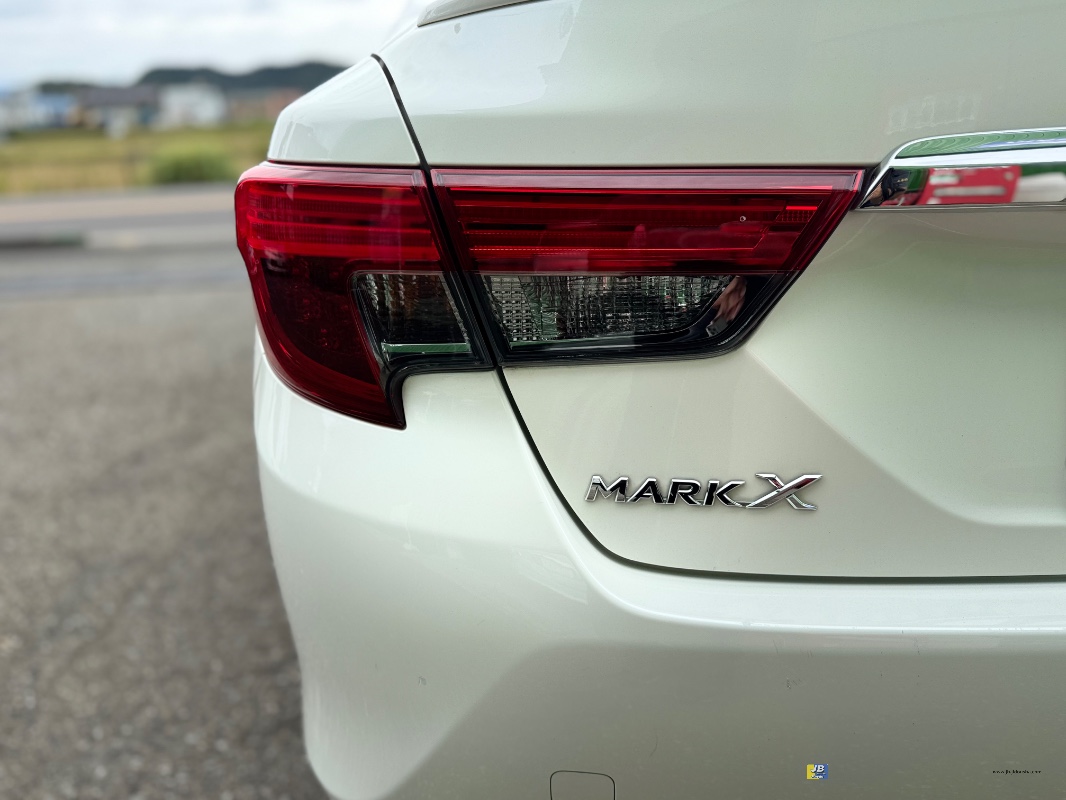 MARK X - Thumbnail