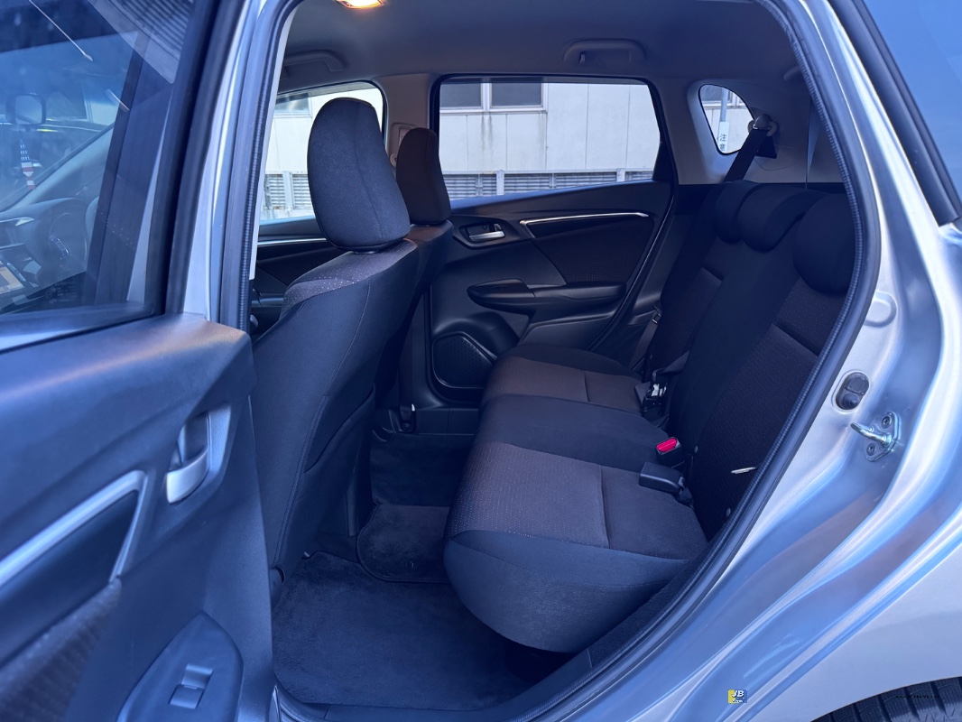 FIT HYBRID 