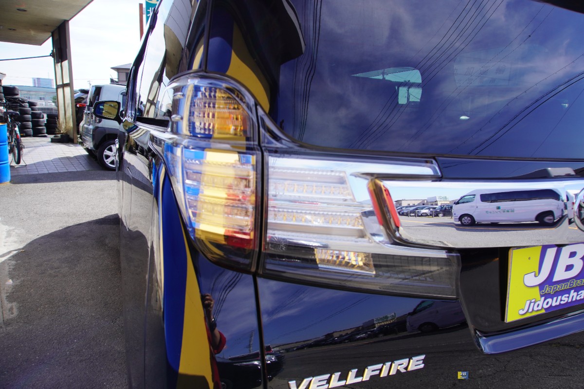 VELLFIRE  