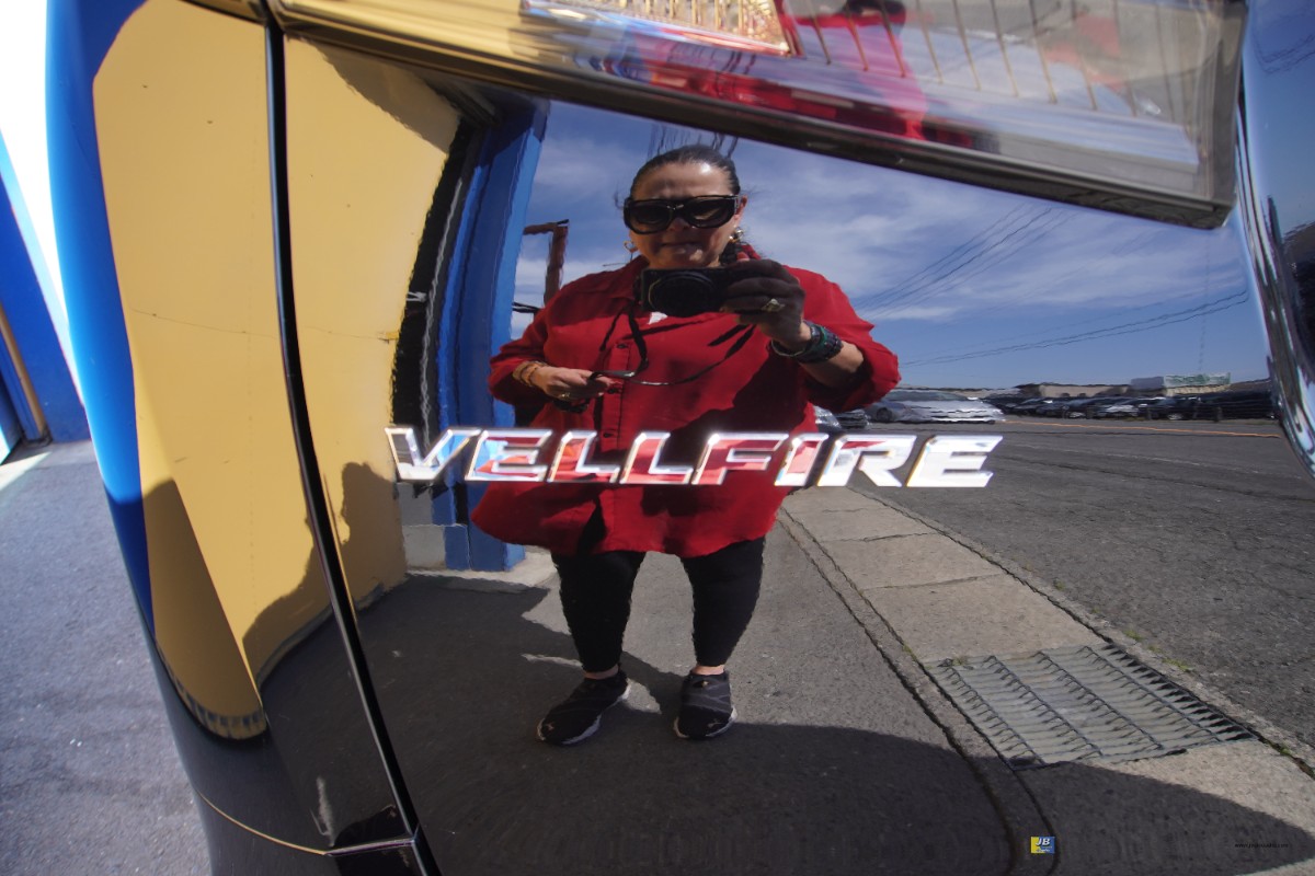VELLFIRE  