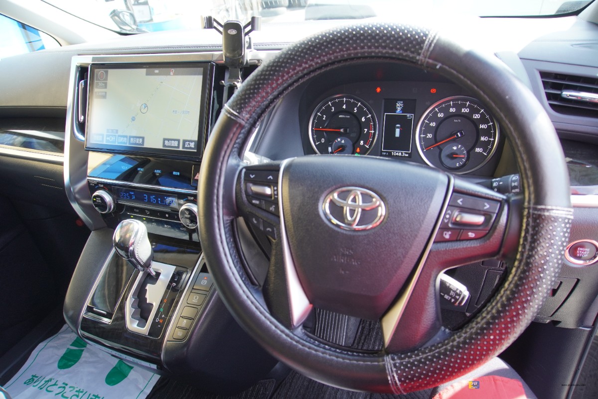 VELLFIRE  