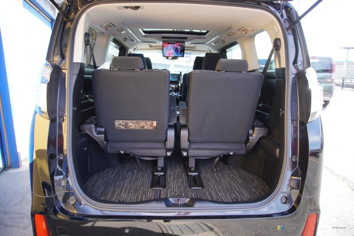 VELLFIRE  