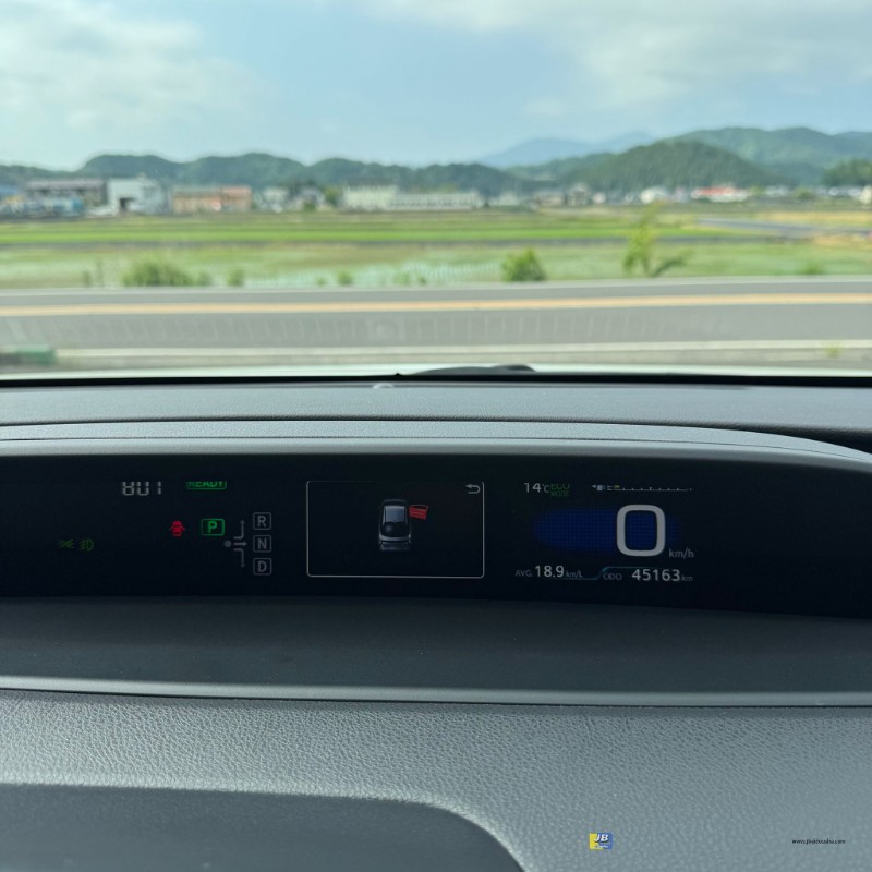 PRIUS - Thumbnail