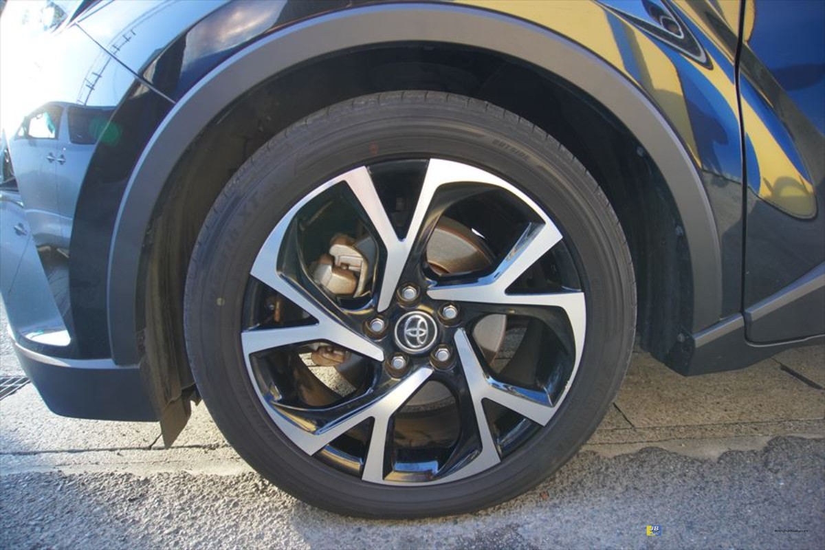 C-HR - Thumbnail
