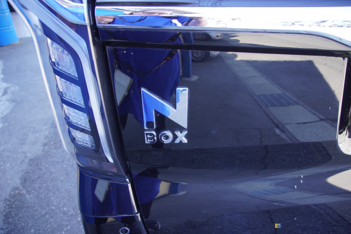 N-BOX